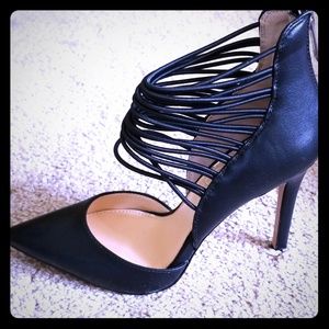 Jessica Simpson black heels